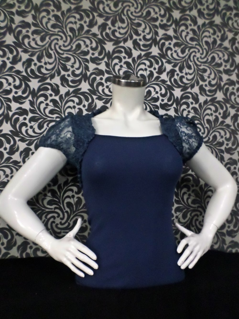 DANTELLİ GİPELİ KAŞKORSE