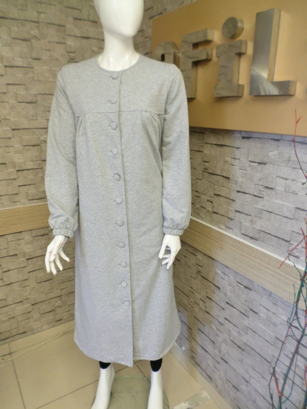 ROBASI BÜZGÜLÜ DÜĞMELİ KAP