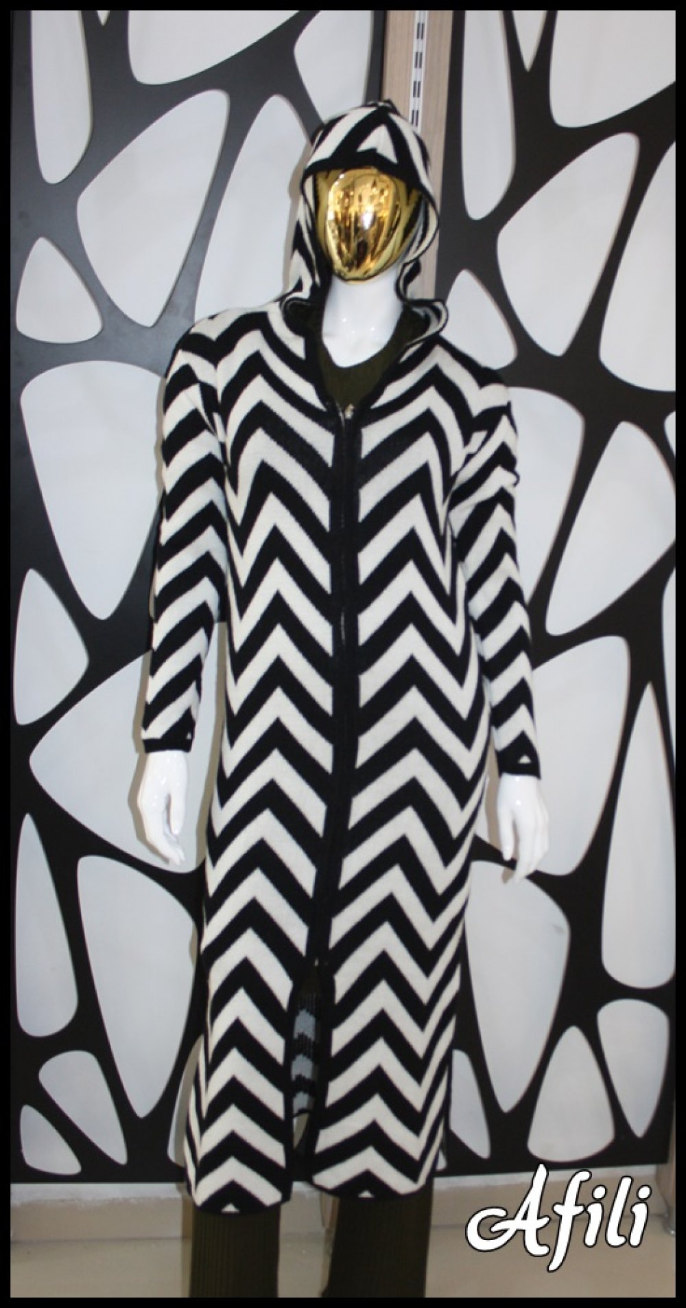 ZİGZAG DESEN KAPŞONLU FERMUARLI HIRKA