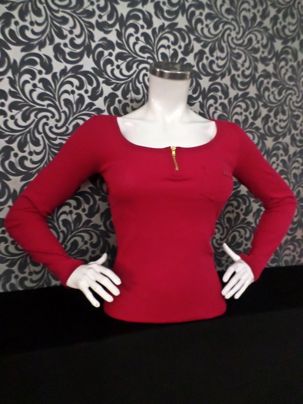 CEPLİ FERMUARLI AÇIK YAKA UZUN KOL