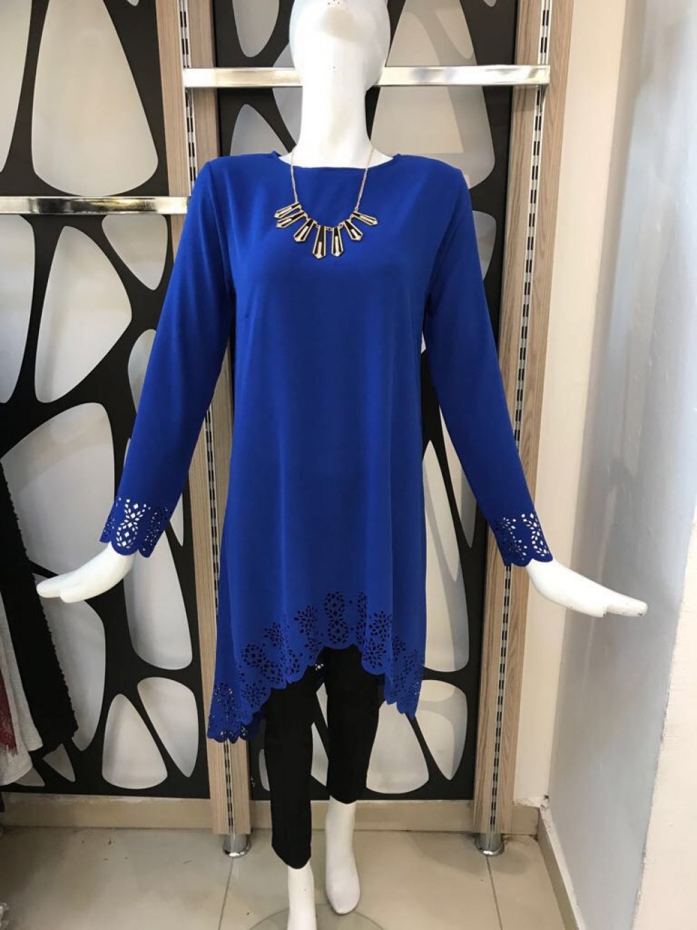 ASİMETRİK LAZER KESİMLİ TUNİK